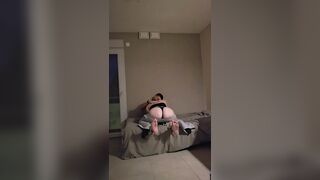 Amateur couple fuck on their way home from the gym