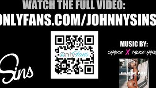 Tinder Date Turns to Hardcore Fuckfest the Second She Walks Through the Door!